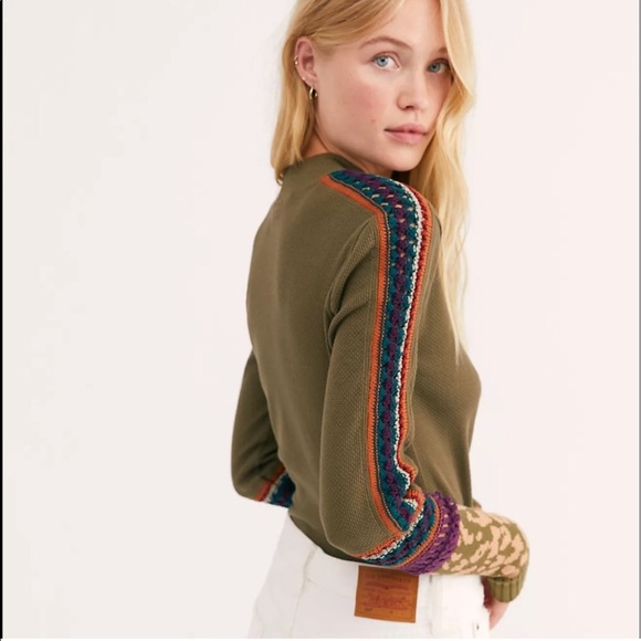 EUC - FREE PEOPLE Switch It Up Cuff Thermal Mock Neck Army Green - Size Small - Picture 5 of 7